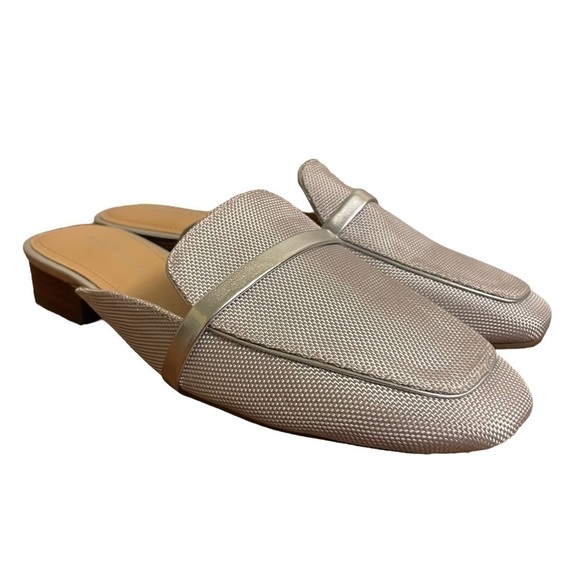 NWT Marc Fisher Namila Silver Tailored Mules Flats Size 7 - Picture 5 of 15